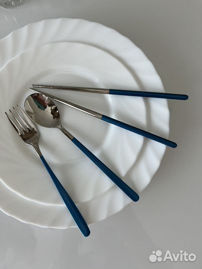 Набор столовых приборов
