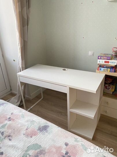 Компьютерный стол IKEA mikke