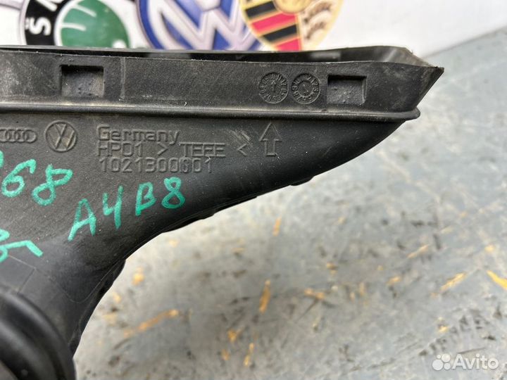 Воздуховод Audi A4 B8 cdnc 2010