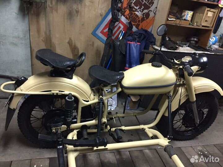 Мотоцикл Урал М-63