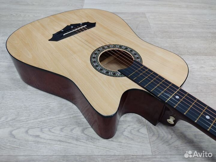 Акустическая гитара бу