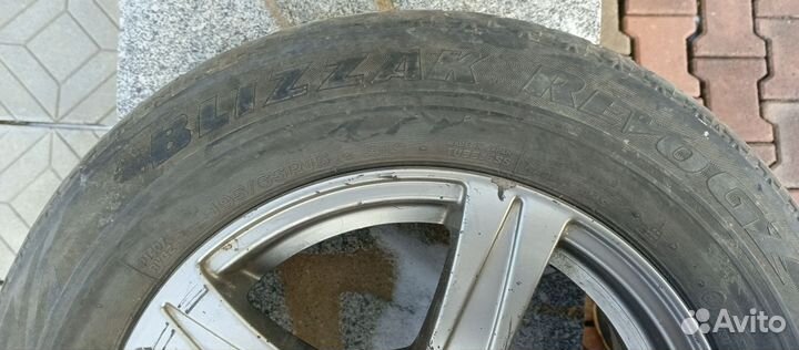 Bridgestone Blizzak Revo GZ 195/65 R15