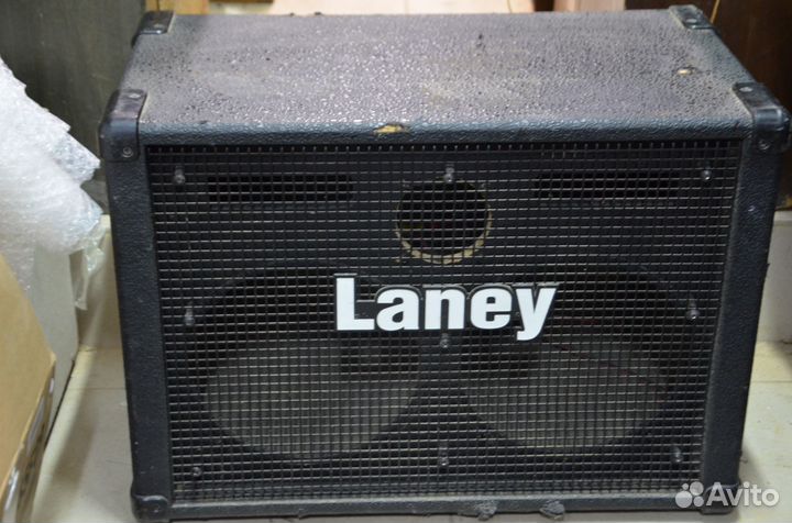Корпус - кабинет Laney TE-700