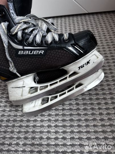 Хоккейные коньки bauer 6R PRO