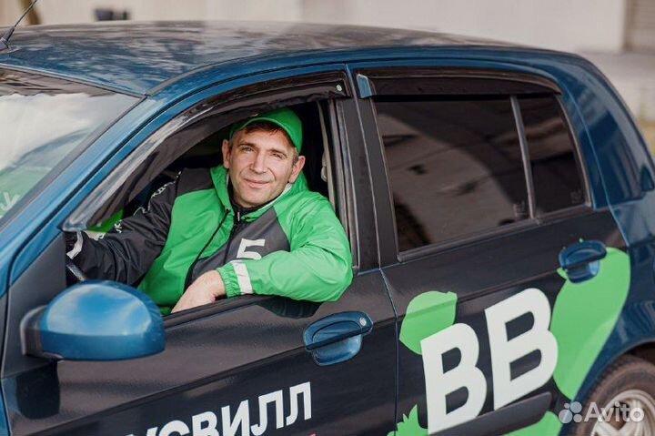 Курьер магазина на своём авто без опыта