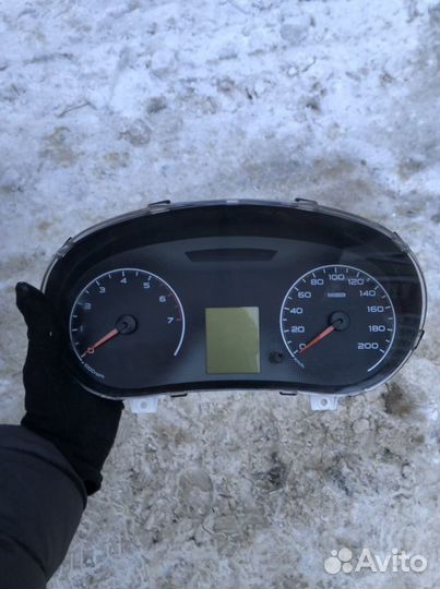 Шиток приборов LADA Granta