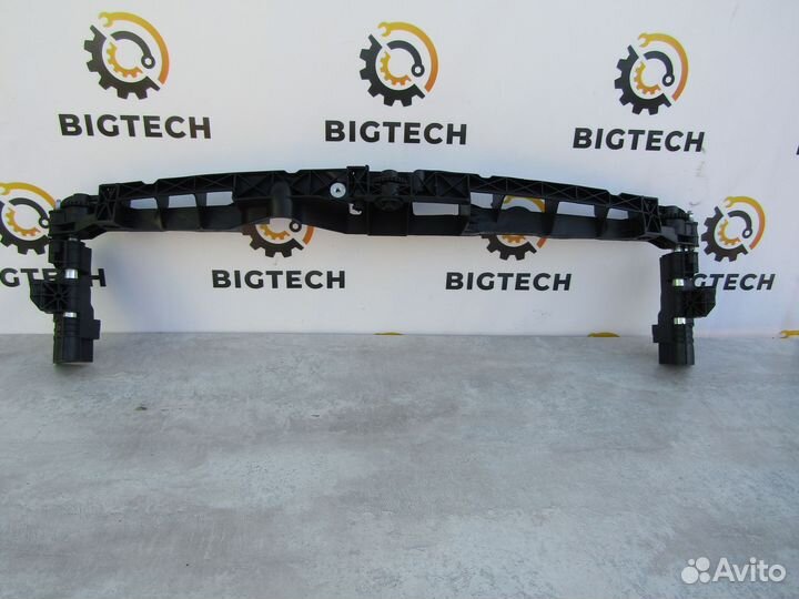 Кронштейн решетки радиатора E W212 A2128801403