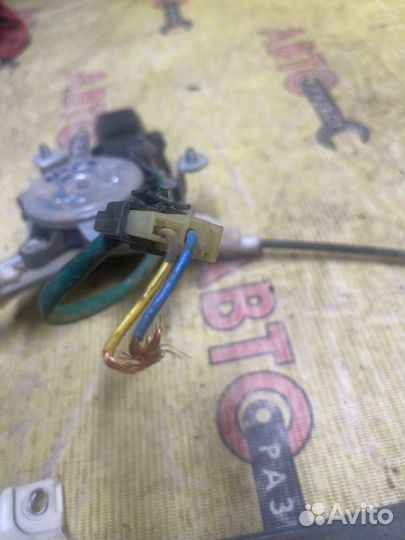 Стеклоподъемник передний правый Chevrolet Lanos