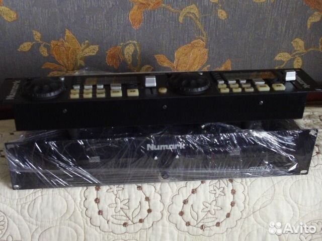 Двойной DJ-проигрыватель Numark CDN-35