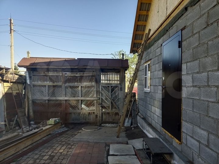 Дом 76,7 м² на участке 8,41 га