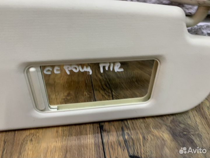 VW Рassat CC Козырек солнцезащитный правый