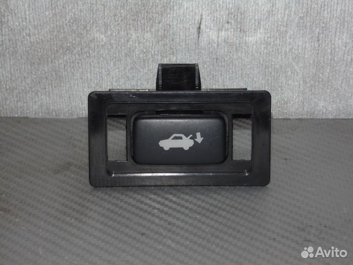 Кнопка закрывания багажника Лексус лс 460
