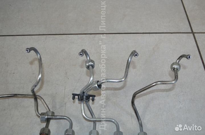 Рампа рейка топливная 2.0 дизель Mondeo 4 volvo 50