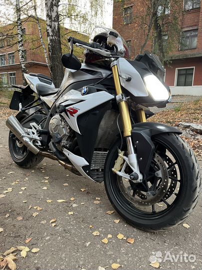 S1000R