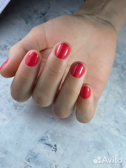 Маникюр с покрытием гель-лак