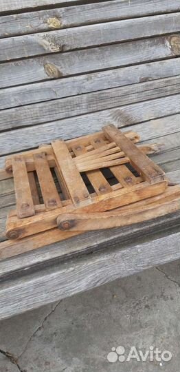 Складной старинный стульчик