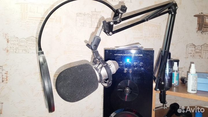 Студийный микрофон Behringer B 1