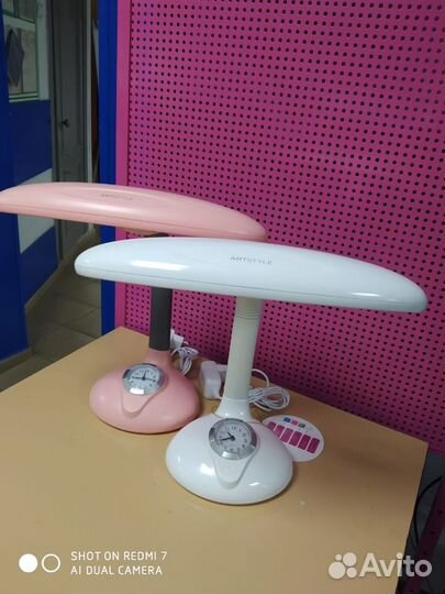 Лампа настольная