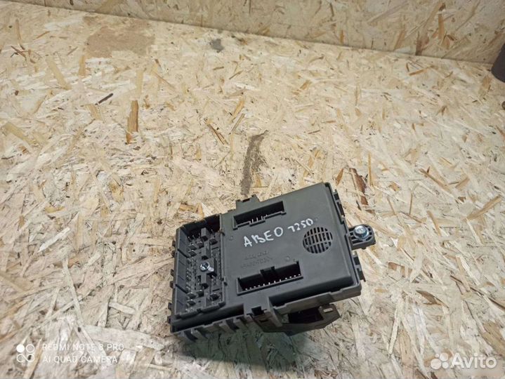 Блок предохранителей салонный Шевроле Авео Т250