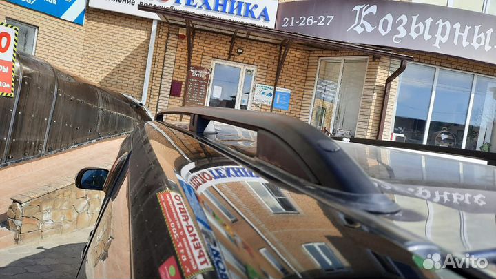 Продольные рейлинги на крышу Toyota Alphard