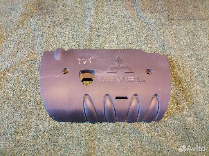 Декоративная крышка двс 1003A158 Mitsubishi Outlan