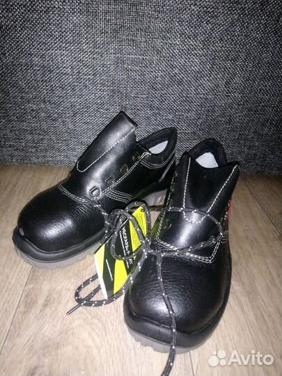 Рабочие ботинки