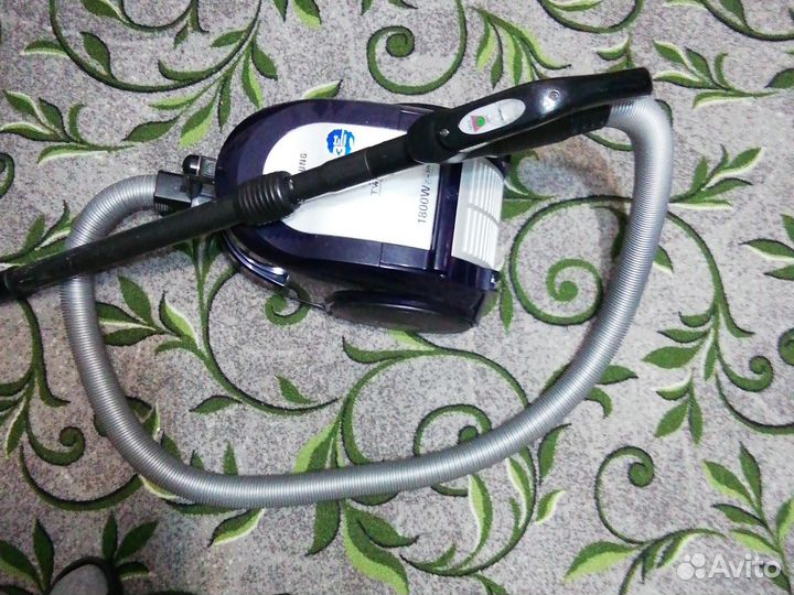 Пылесос Самсунг, 1800 в