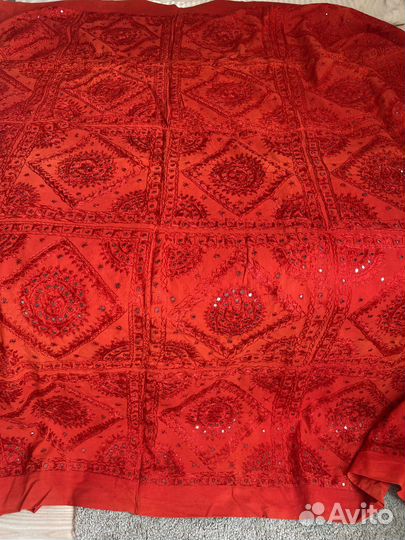 Покрывало на кровать новое