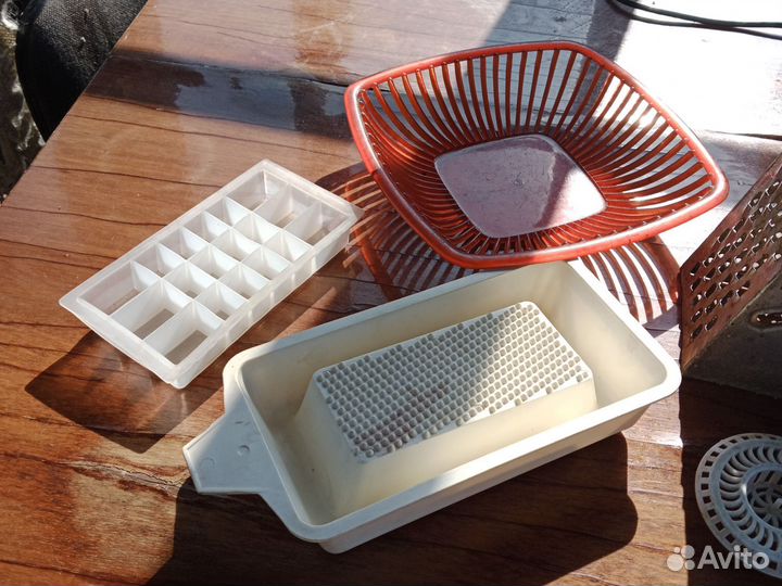 Отдам бесплатно посуду