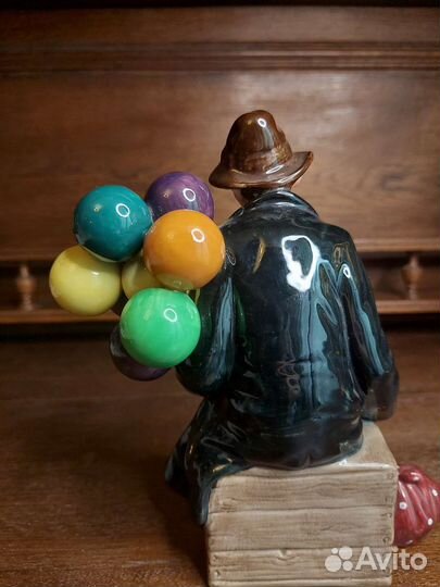 Дедушка продавец шаров, Royal Doulton, Англия