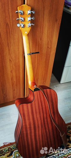 Гитара Акустическая в Чехле Новая