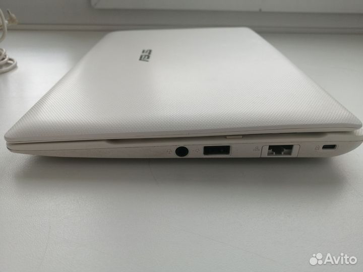 Ноутбук нетбук Acer Eee PC X101CH