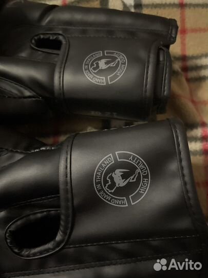 Боксерские перчатки 12 oz venum