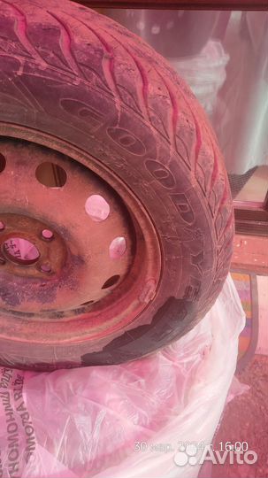 Goodyear Eagle Ultra Grip 195/65 R15 92T