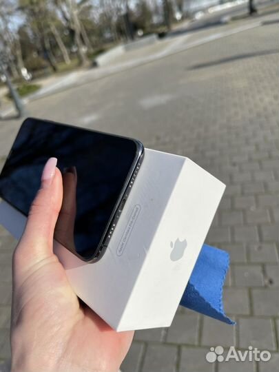 iPhone Xs Max, 64 ГБ