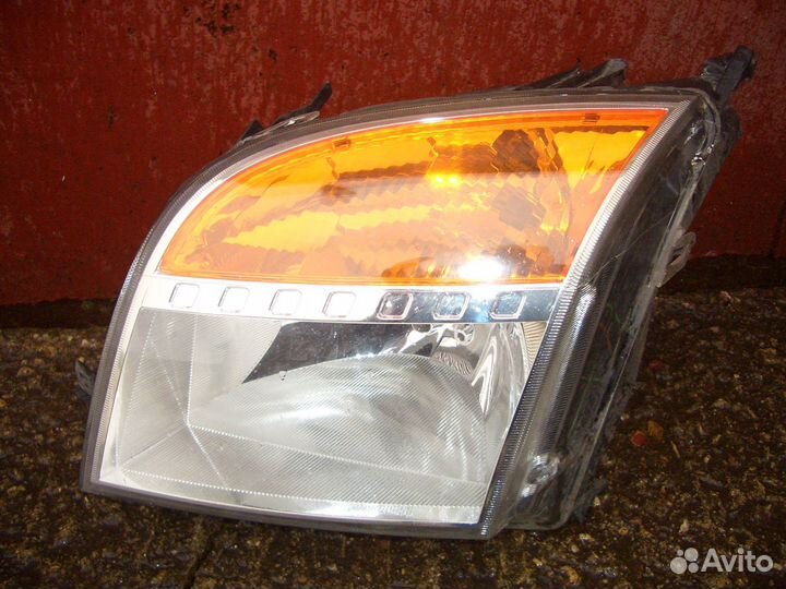 Фара левая Форд Фьюжн с05-12г