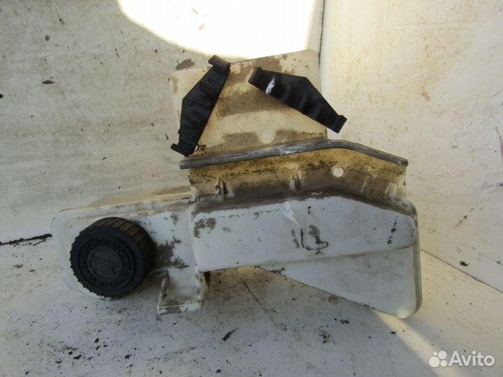 Бачок жидкости усилителя руля Пежо 605 1997г 2.1л