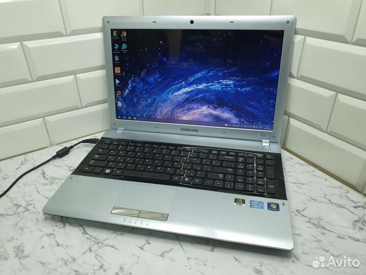 Samsung NP-RV520
