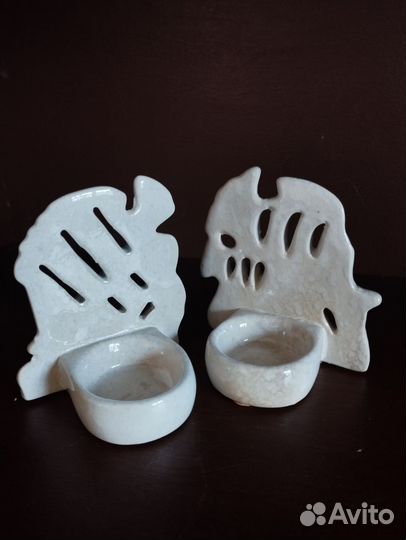 Статуэтки и подсвечница