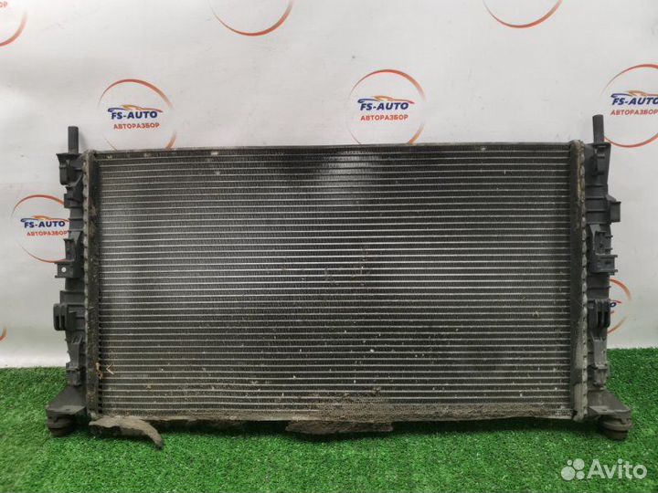 Радиатор охлаждения Ford Focus 2 хетчбэк 2.0 aoda