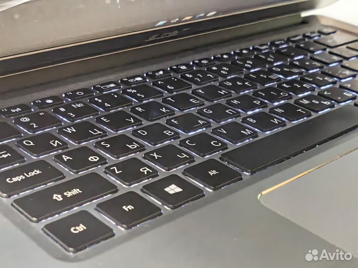 Ультрабук Acer 14''IPS Core i7 10510u 8Gb mx250