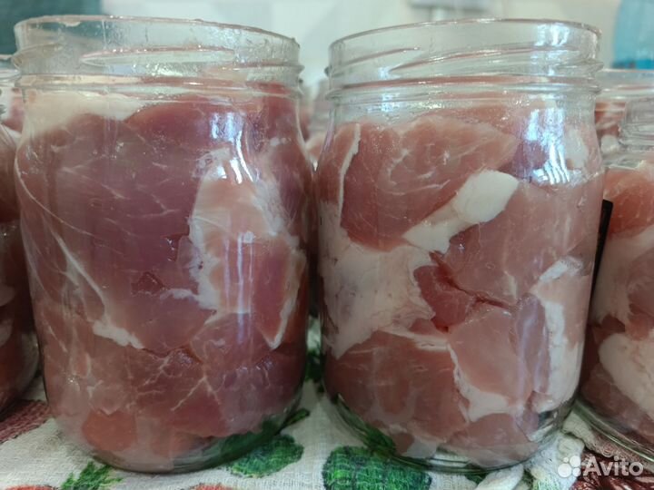 Тушëнка из свинины