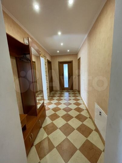 2-к. квартира, 42 м², 5/5 эт.