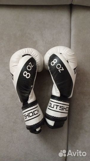 Боксерские перчатки 8oz