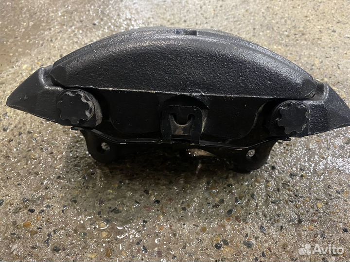 Суппорт audi a4 б8