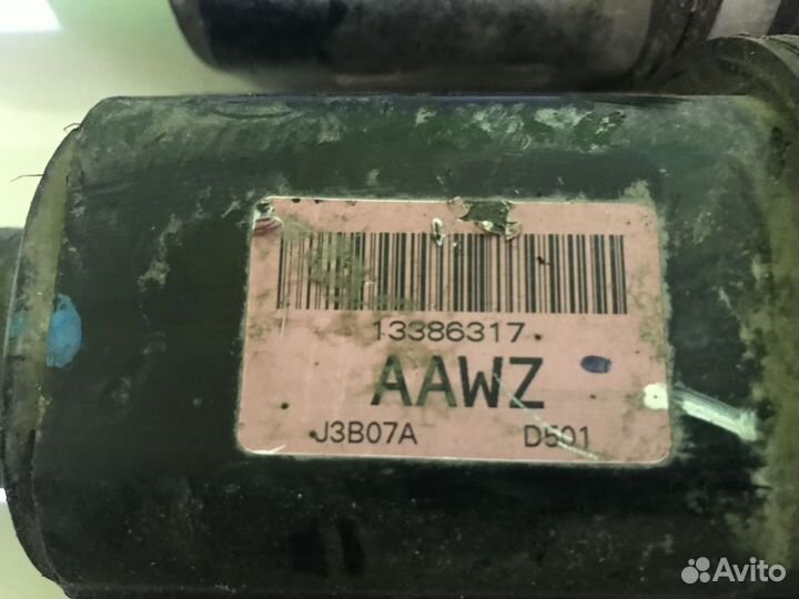 Привод правый в сборе Chevrolet Cruze 13386317