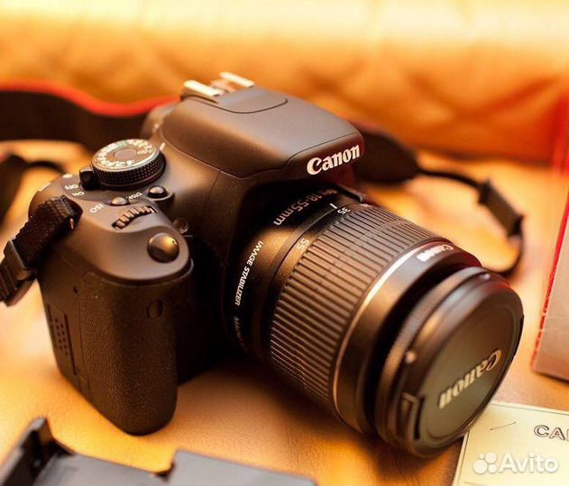 Фотоаппарат canon eos 600D kit 18-55 is lIчерный