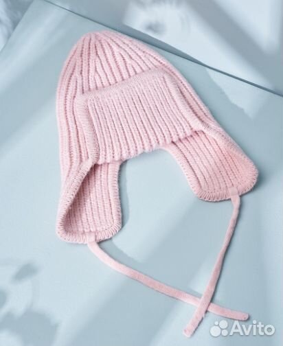 Шапка вязаная с ушами, новая