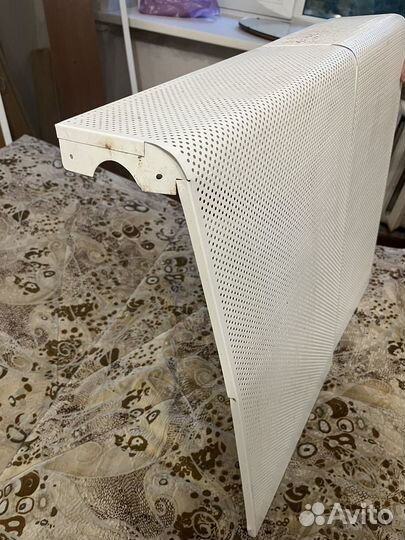 Экран на батарею