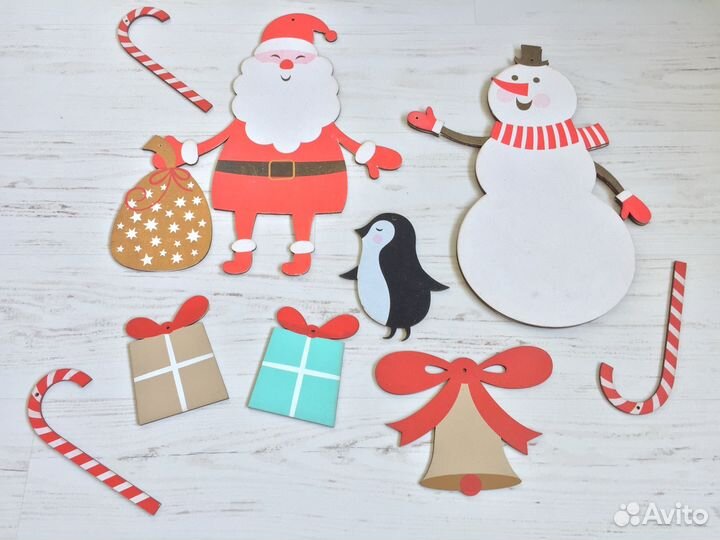 Новогодние игрушки из дерева